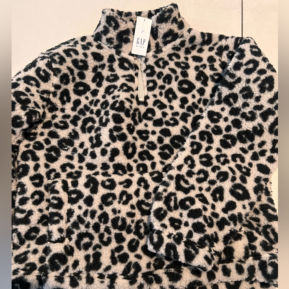 New Gap Fleece girls Sweater
